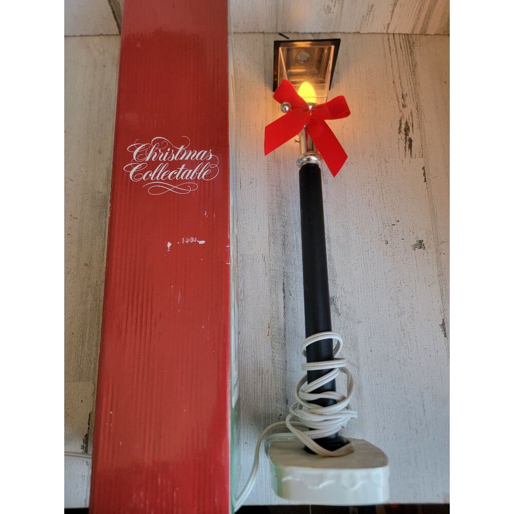 Santa's Best Victorian telescoping lamp post xmas‎ Decor home